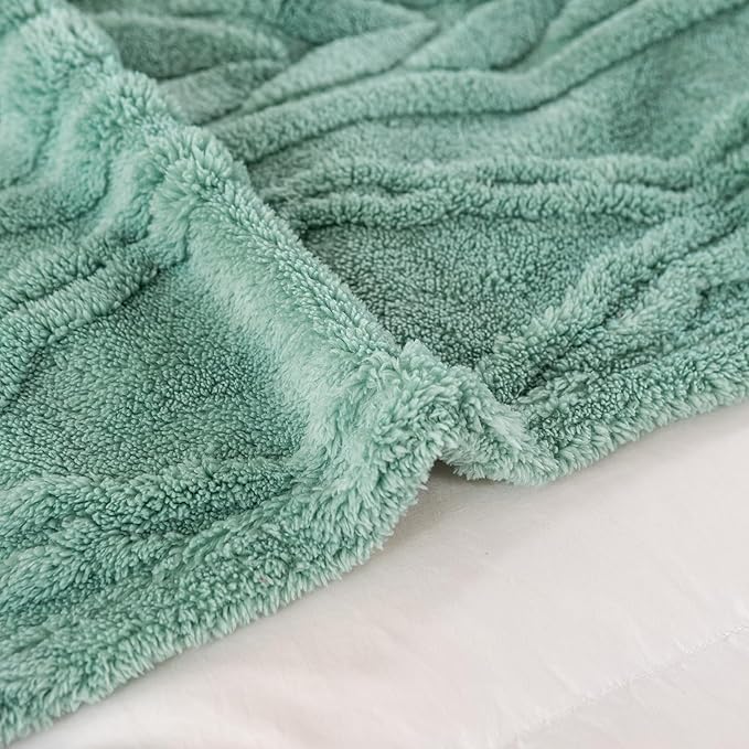 YUSOKI Sherpa Queen Size Blanket(Without Pillows)-3D Stylish Design Furry Blankets for Teen Girls Women Couch Bed Sofa Chair Men Boys Gift(Light Green,90"x90")