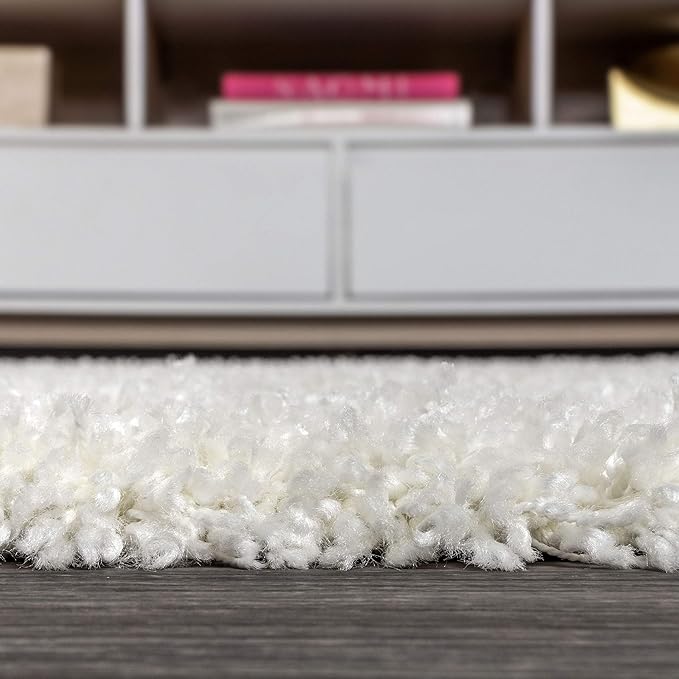 JONATHAN Y Mercer Shag Plush White Runner Rug, 2x8, Transitional, Modern, Easy-Cleaning for Living Room, Bedroom, Kitchen, Pet Friendly, Non-Shedding (MCR106A-28)