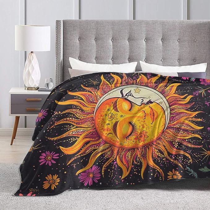 Sun and Moon Blanket Day and Night Throw Blanket Soft Warm Cozy Fuzzy Lightweight Fleece Flannel Plush Celestial Throw Blanket Gifts for Girls Women Kids Adults 40"X50"