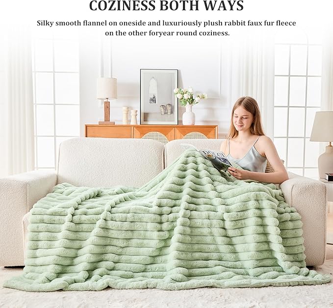 Faux Fur Twin Blanket for Couch, 1000 GSM Cozy Fuzzy Fluffy Soft Plush Thick Bubble Sherpa Blanket for Sofa Bedroom Living Room, Mothers Day Birthday Gifts for Women Home Decor