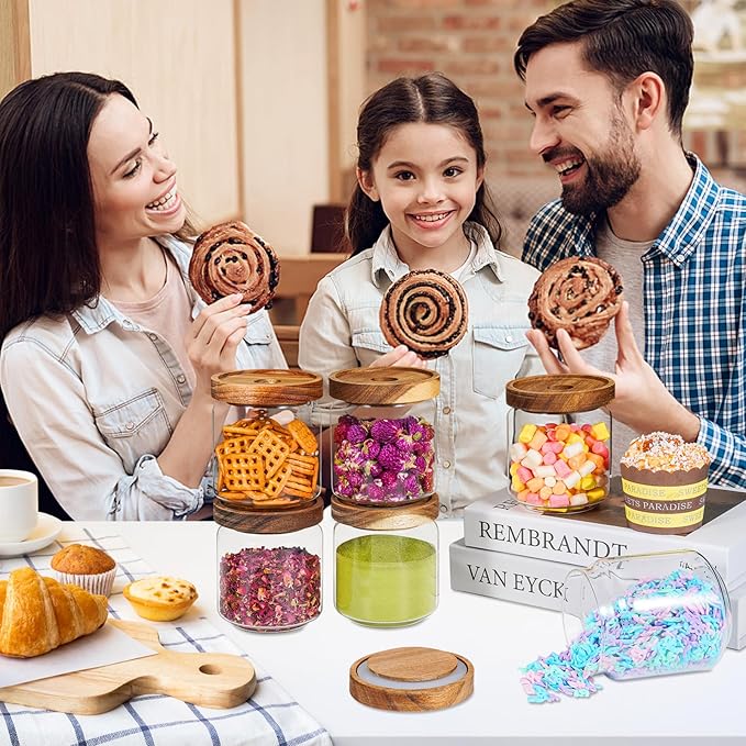 Small Glass Jars with Labels Spice Jar Round Storage Canister with Wooden Lid Clear Glass Food Jar for Pantry Sugar Tea Coffee Bean Spice Nuts Cookies Bath Salts (6 * 420ml(14oz))