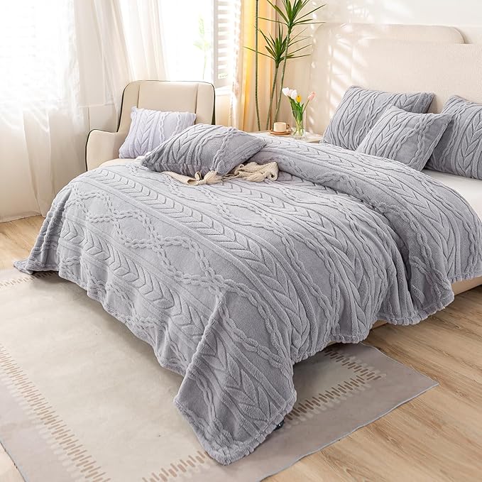 YUSOKI Sherpa Queen Size Blanket(Without Pillows)-3D Stylish Design Super Soft Blankets for Teen Girls Women Couch Bed Sofa Chair Men Boys Gift(Light Grey,90"x90")