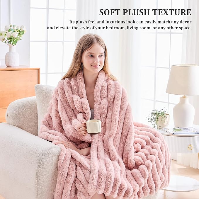 Faux Fur Throw Blanket for Couch, 1000 GSM Cozy Fuzzy Fluffy Soft Plush Thick Bubble Sherpa Blanket for Sofa Bedroom Living Room, Mothers Day Birthday Gifts for Women Home Decor