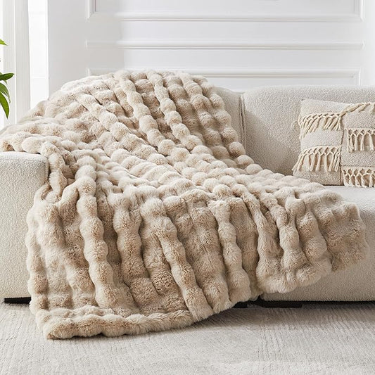 Faux Fur Throw Blanket for Couch, 1000 GSM Cozy Fuzzy Fluffy Soft Plush Thick Bubble Sherpa Blanket for Sofa Bedroom Living Room, Mothers Day Birthday Gifts for Women Home Decor