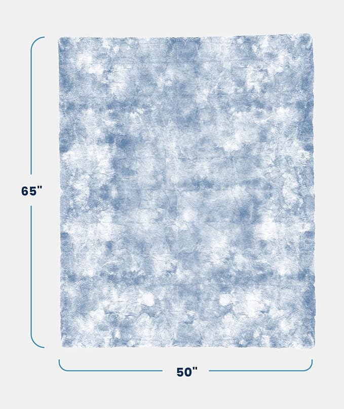 Everlasting Comfort Soft & Comfortable Arctic Blue Faux Fur Throw Blanket for Couch - (50"x65") Minky & Fluffy Fall Blankets & Throws, Plush Fuzzy Cover for Bed, Sofa & Living Room - Cozy Home Decor