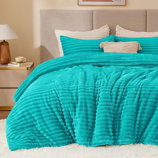 BEDELITE Fleece Queen Comforter Set -Super Soft & Warm Fluffy Teal Bedding, Luxury Fuzzy Heavy Bed Set for Winter with 2 Pillow Cases
