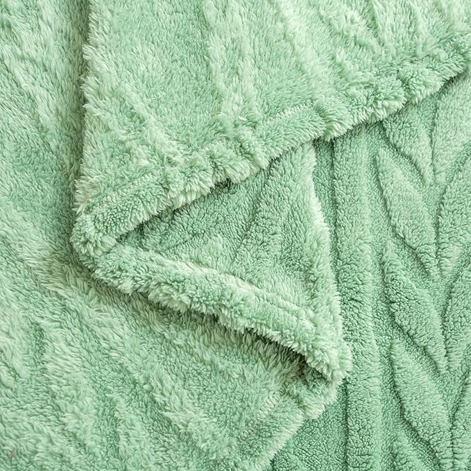 YUSOKI Sherpa Queen Size Blanket-3D Stylish Design Super Soft Fuzzy Cozy Warm Blanket Thick Plush Fluffy Furry Blankets for Teen Girls Women Couch Bed Sofa Chair Men Boys Gift(Sage Green,90"x90")