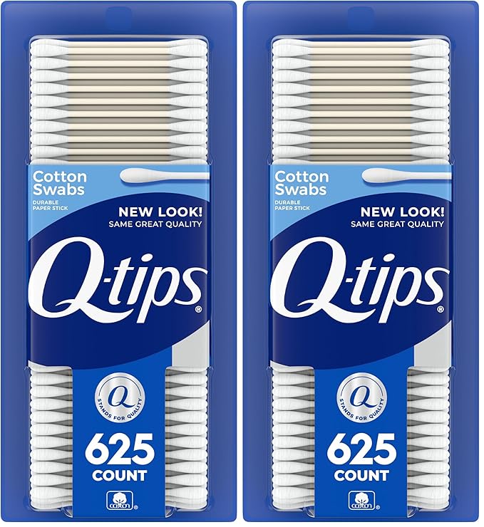 Q-tips Cotton Swabs for Hygiene and Beauty Care Original Cotton Swab Made with 100% Cotton 625 Count, White (Pack of 2)