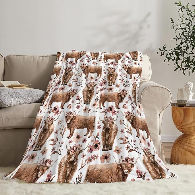 Highland Cow Blanket Super Cozy Soft Highland Cow Throw Blanket for Women Girls Warm Plush Fluffy Cow Animal Stuff Decor Lightweight Fleece Flannel Gifts Blankets for Kids Adults 50"X40"