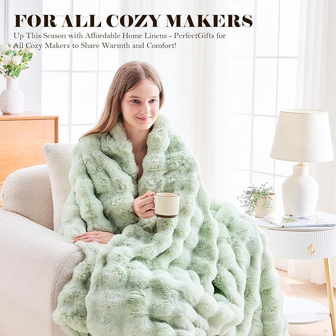 Faux Fur Throw Blanket for Couch, 1000 GSM Cozy Fuzzy Fluffy Soft Plush Thick Bubble Sherpa Blanket for Sofa Bedroom Living Room, Mothers Day Birthday Gifts for Women Home Decor