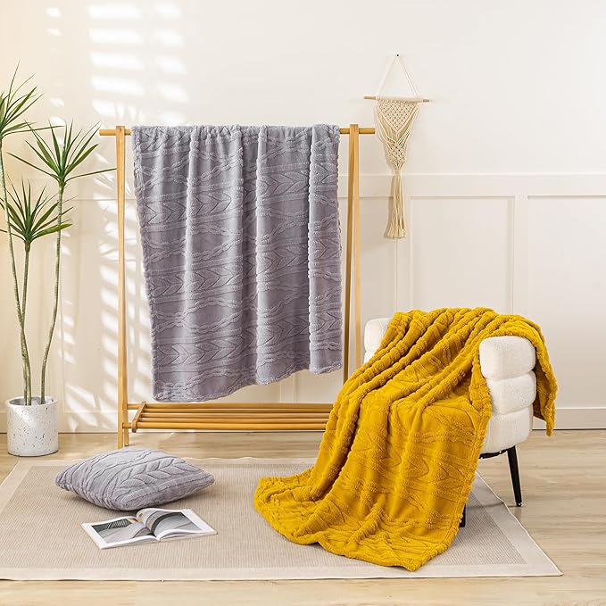 YUSOKI Sherpa Throw Blanket(Without Pillows)-3D Stylish Design Super Soft Cozy Blanket Thick Plush Fluffy Blankets for Teen Girls Women Couch Bed Sofa Chair Men Boys Gift(Light Grey,50"x65")