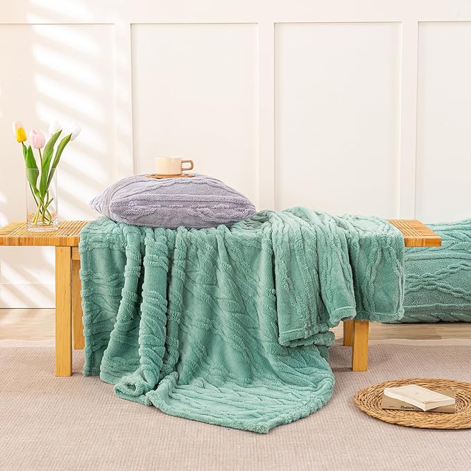 YUSOKI Sherpa Throw Blanket(Without Pillows)-3D Stylish Design Super Soft Cozy Blanket Plush Fluffy Furry Blankets for Teen Girls Women Couch Bed Sofa Chair Men Boys Gift(Light Green,50"x65")