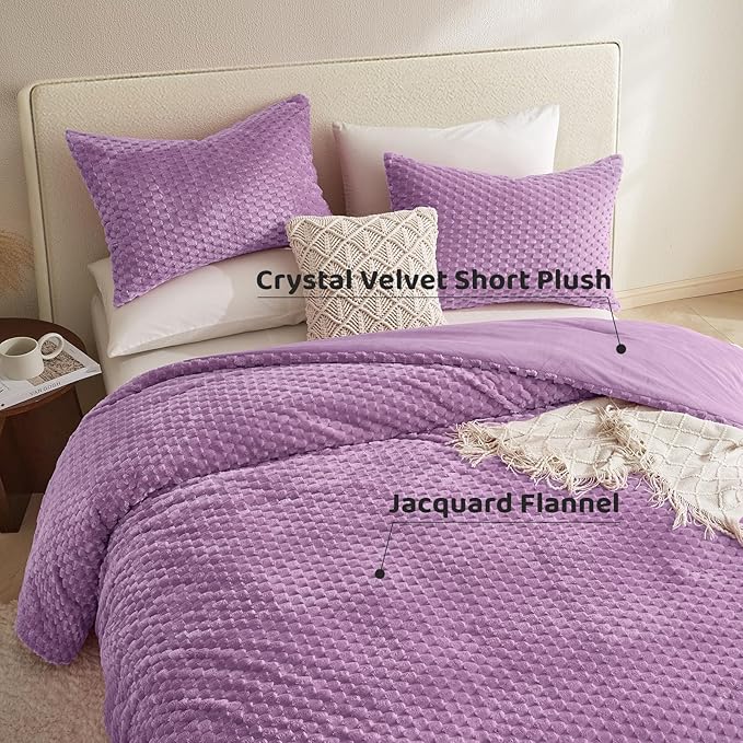 Petrichor Fluffy King Comforter Set - Ultra-Soft Lavender Flannel Thick Comforter for King Bed, Luxury Warm Bedding Set for Winter & Fall, Cozy Fuzzy Bed Set 3 Pieces (1 Comforter & 2 Pillowcases)
