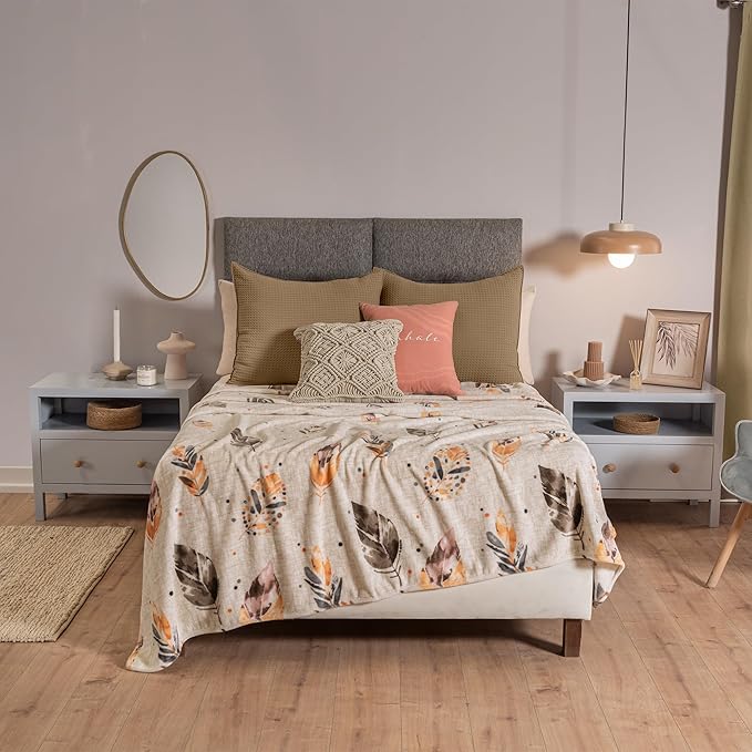 Vianney Feathers King Size Lightweight Fleece Blanket in Cream with Grey and Coral Feather Pattern