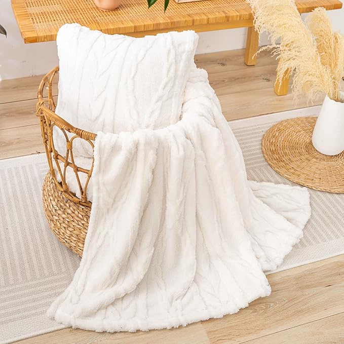 YUSOKI Sherpa Throw Blanket-3D Stylish Design Super Soft Fuzzy Cozy Warm Blanket Thick Plush Fluffy Furry Blankets for Teen Girls Women Couch Bed Sofa Chair Men Boys Gift(Ivory,50"x65")