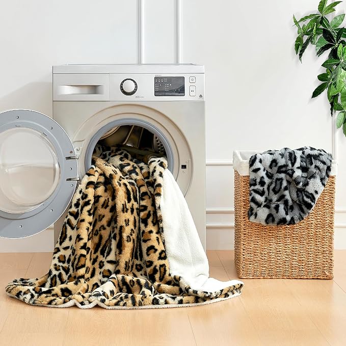 Cozy Bliss Luxury Faux Fur Throw Blanket Leopard Print, Non Shedding Double Sided Sherpa Blankets Super Soft Fluffy Thick Warm Throws Home Decor for Couch Bed Sofa Women,50"*60"Inches Snow Leopard