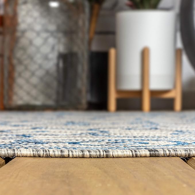 JONATHAN Y Vintage Filigree Indoor Outdoor Square Area Rug 5X5 Gray/Navy, Charleston Textured Weave for Backyard, Patio, Porch, Easy-Cleaning, High Traffic, Pet-Friendly, Non-Shedding (SMB106C-5SQ)
