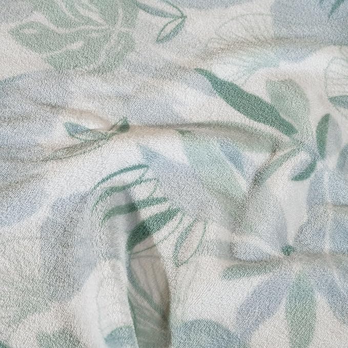 Vianney - Lightweight Blanket - Aspen/King Size - Beauty Soft 100% Polyester Fabric - Lightweight Year-Round Warmth and Machine Washable