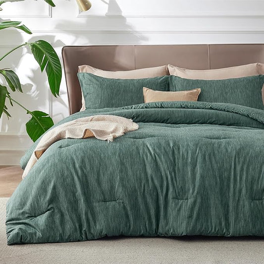Bedsure Full Comforter Set - Emerald Green Soft Bedding for All Seasons, Cationic Dyed Bed Set, 3 Pieces, 1 Full Size Comforter (82"x86") and 2 Pillow Shams (20"x26"+2")