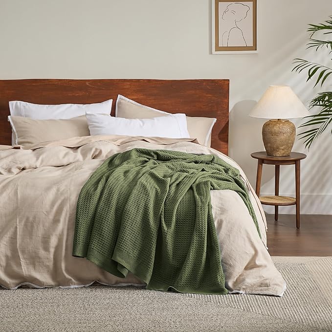 Bedsure Gentlesoft 100% Cotton Blanket Twin XL Size for College Dorm - Breathable and Soft, Waffle Weave Twin Blanket for Summer, Dorm Room Essentials, Olive Green, 66x90 inches
