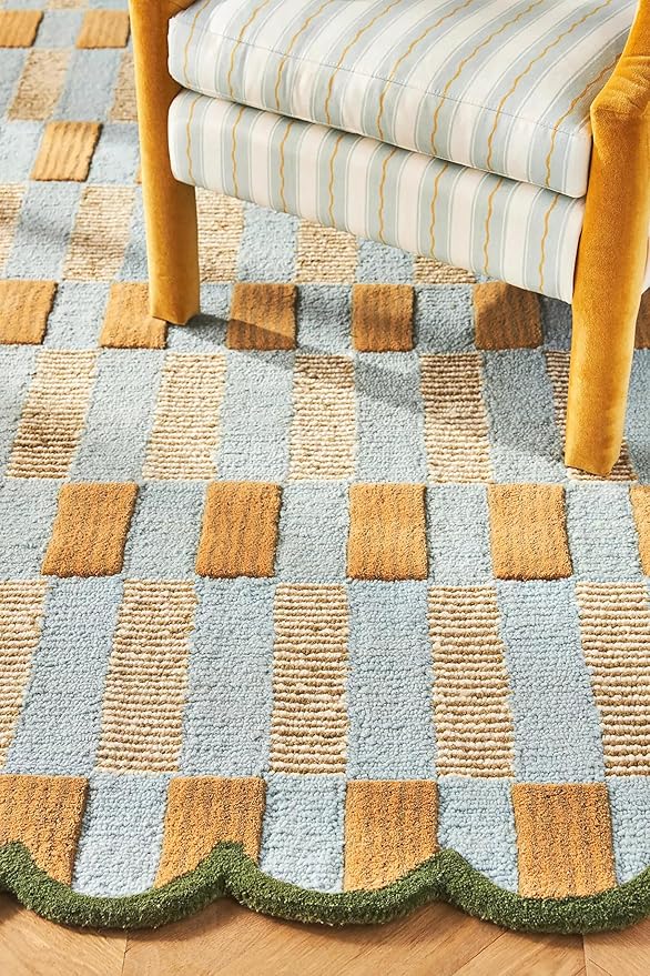 Hand-Tufted Wool Rug with Scalloped Edges, Light Blue Plaid Pattern, Cozy Soft Area Rug for Living Room, Bedroom, and Nursery, Handmade Modern Accent Rug, 7x7 Ft (Round)