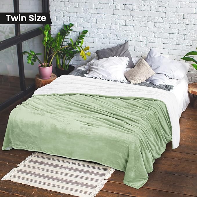 Utopia Bedding Sherpa Blanket Twin Size (Sage Green, 90x66 Inches) - Soft Lightweight Plush Fleece Reversible Blanket for Bed, Sofa, Couch, Camping and Travel