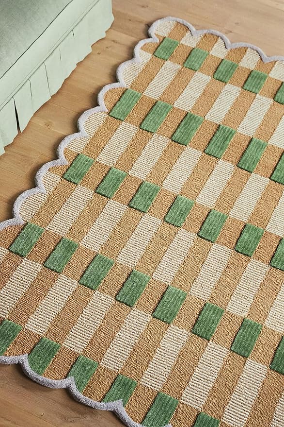 Hand-Tufted Wool Area Rug with Scalloped Edges, Beige and Green Plaid Pattern, Cozy and Soft Accent Rug for Living Room, Bedroom, and Nursery, Handmade Decorative Rug, 5x5 Ft (Round)