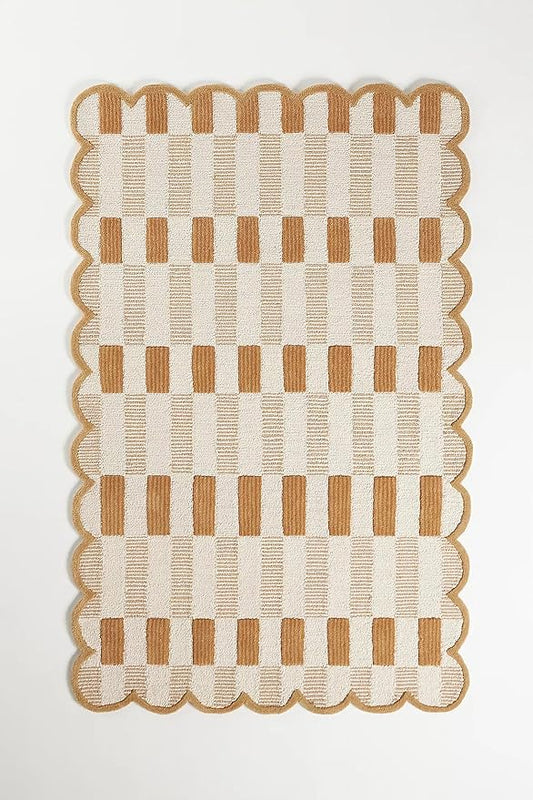 Hand-Tufted Wool Area Rug with Scalloped Edges, Neutral Beige Plaid Pattern, Cozy Soft Accent Rug for Living Room, Bedroom, and Nursery, Handmade Decorative Carpet, 4x6 Ft
