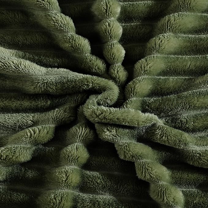 Monbix Olive Green Fleece Throw Blanket for Couch- Room Decor Soft Cozy Blankets for Women, Lightweight Fleece Flannel Bed Blanket Suitable for All Seasons(50"×60",Olive Green)