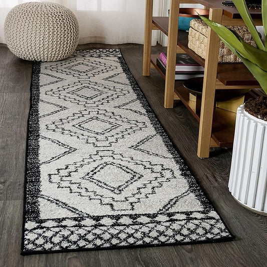 JONATHAN Y Amir Moroccan Beni Souk Cream/Black Runner Rug, 2x8, Bohemian, Scandinavian, Easy-Cleaning for Living Room, Bedroom, Kitchen, Pet Friendly, Non-Shedding (MOH200A-28)