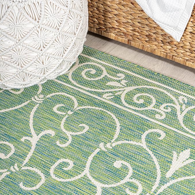 JONATHAN Y Vintage Filigree Indoor Outdoor Square Area Rug 5X5 Green/Ivory, Charleston Textured Weave for Backyard, Patio, Porch, Easy-Cleaning, High Traffic, Pet-Friendly, Non-Shedding (SMB106K-5SQ)