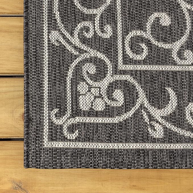 JONATHAN Y Vintage Filigree Indoor Outdoor Square Area Rug 6X6 Black/Gray, Charleston Textured Weave for Backyard, Patio, Porch, Easy-Cleaning, High Traffic, Pet-Friendly, Non-Shedding (SMB106G-6SQ)